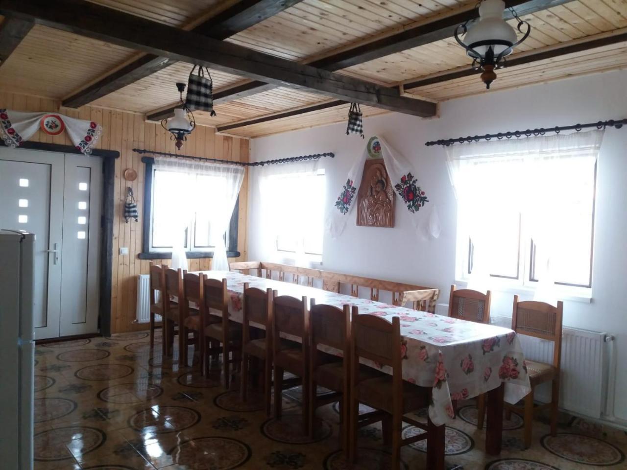 Casa Cupcea Villa Budesti  Exterior photo